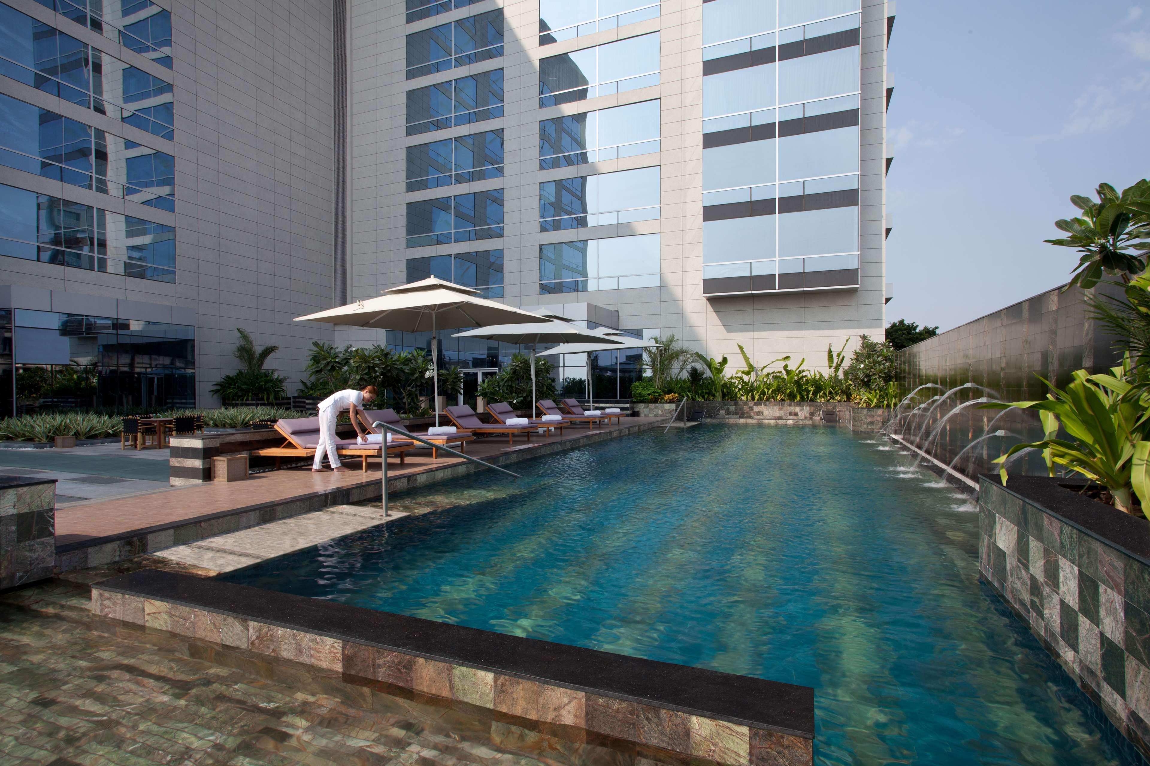 Hyatt Regency Ahmedabad Hotel Exterior foto